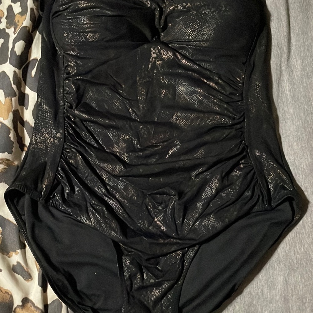 Womens Niptuck Swim Miracle Swimsuit